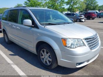  Salvage Chrysler Town & Country