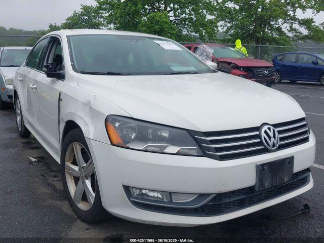  Salvage Volkswagen Passat