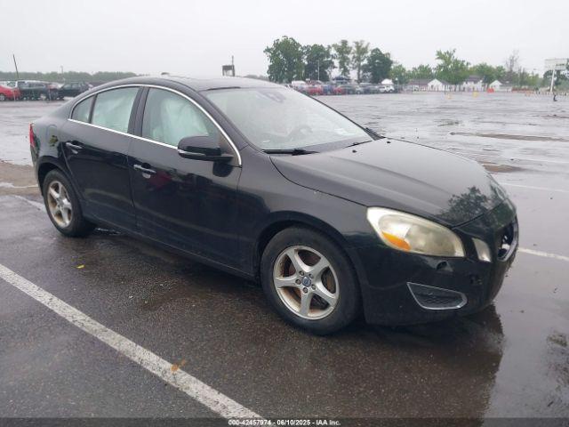  Salvage Volvo S60