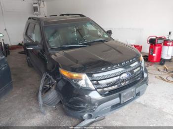  Salvage Ford Explorer