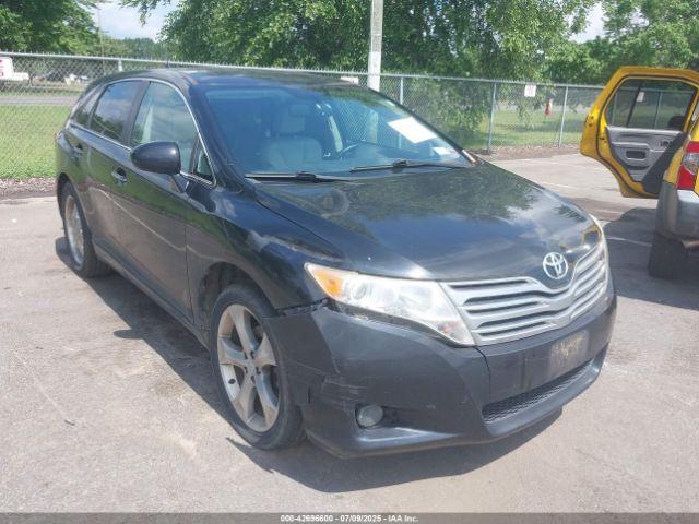  Salvage Toyota Venza