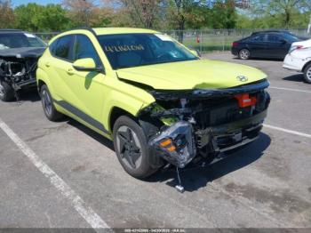  Salvage Hyundai KONA