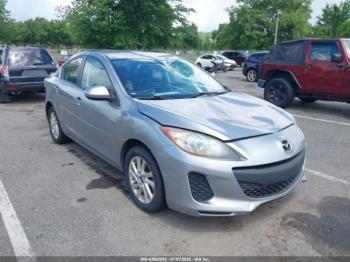  Salvage Mazda Mazda3