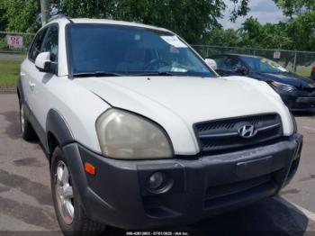  Salvage Hyundai TUCSON