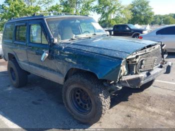  Salvage Jeep Cherokee