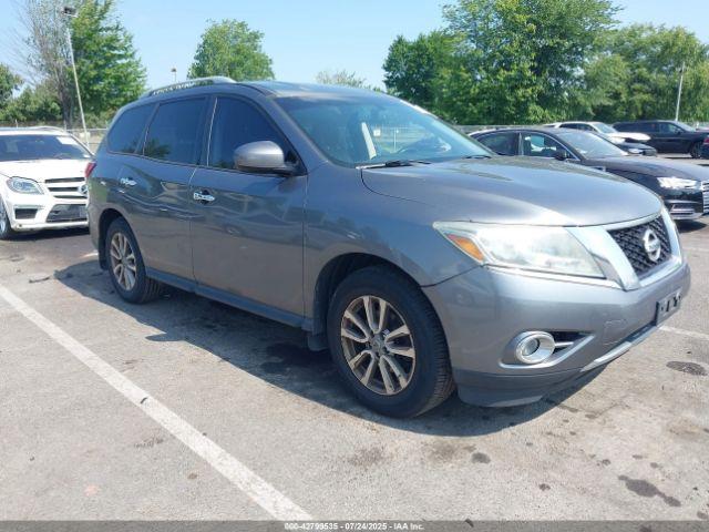  Salvage Nissan Pathfinder