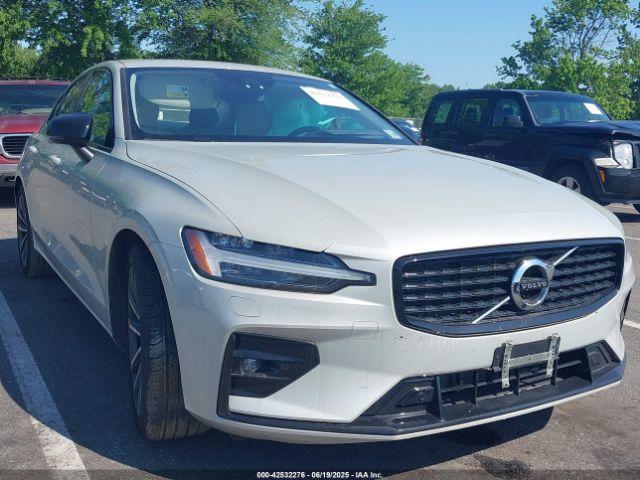 Salvage Volvo S60
