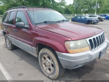  Salvage Jeep Grand Cherokee
