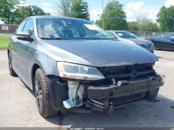  Salvage Volkswagen Jetta