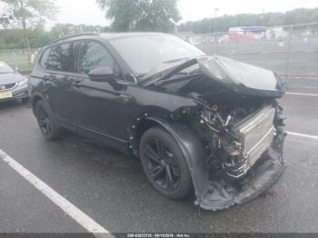  Salvage Volkswagen Tiguan