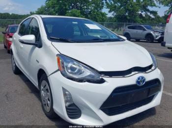  Salvage Toyota Prius c