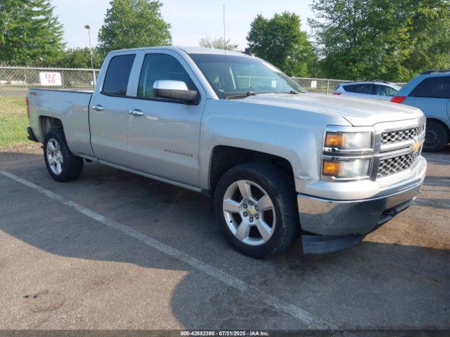  Salvage Chevrolet Silverado 1500