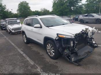  Salvage Jeep Cherokee