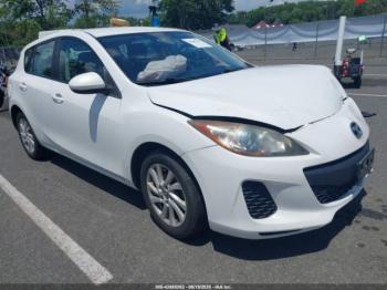 Salvage Mazda Mazda3