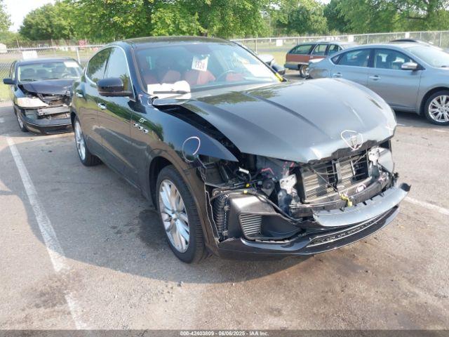  Salvage Maserati Levante