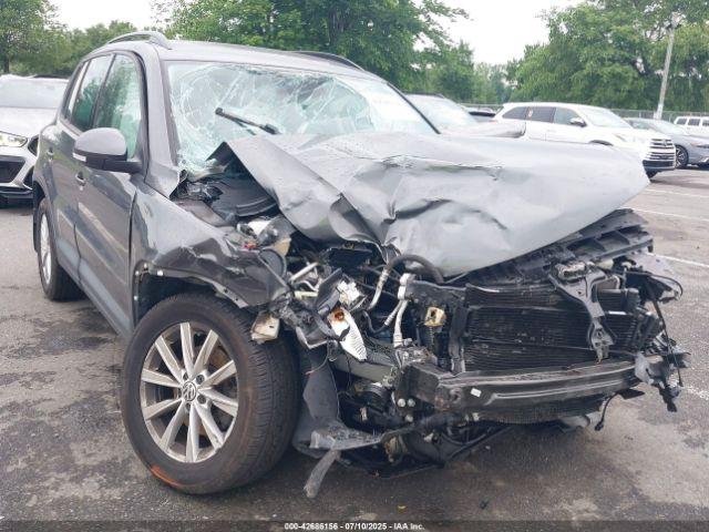  Salvage Volkswagen Tiguan