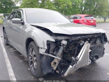  Salvage Chrysler 300