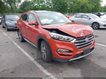  Salvage Hyundai TUCSON