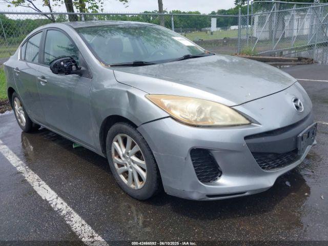  Salvage Mazda Mazda3