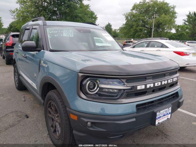  Salvage Ford Bronco
