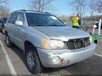  Salvage Toyota Highlander