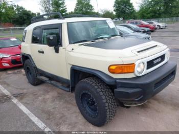  Salvage Toyota FJ Cruiser
