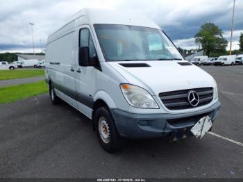  Salvage Mercedes-Benz Sprinter 2500
