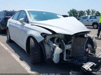  Salvage Ford Fusion