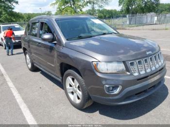  Salvage Jeep Compass