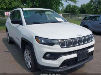 Salvage Jeep Compass