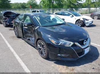  Salvage Nissan Maxima