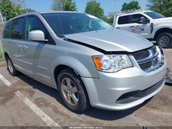  Salvage Dodge Grand Caravan