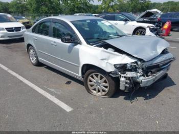  Salvage Volvo S40
