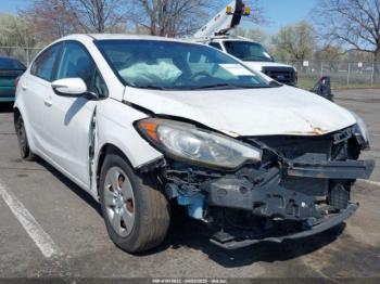  Salvage Kia Forte