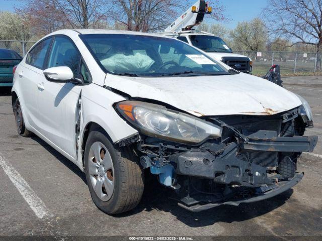  Salvage Kia Forte