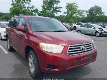  Salvage Toyota Highlander