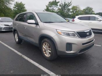  Salvage Kia Sorento