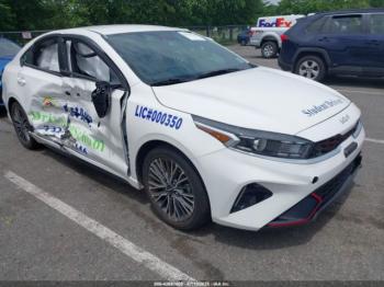  Salvage Kia Forte