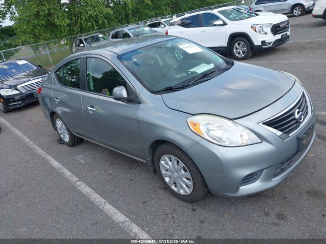  Salvage Nissan Versa