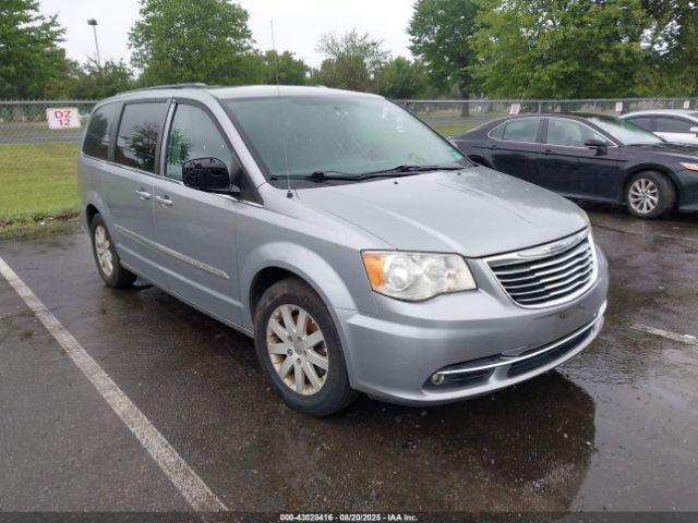  Salvage Chrysler Town & Country
