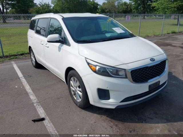 Salvage Kia Sedona