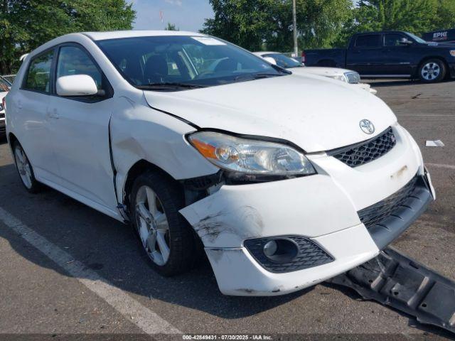  Salvage Toyota Matrix