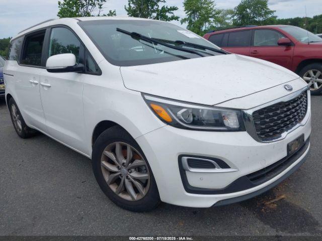  Salvage Kia Sedona