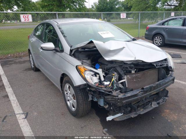  Salvage Kia Forte