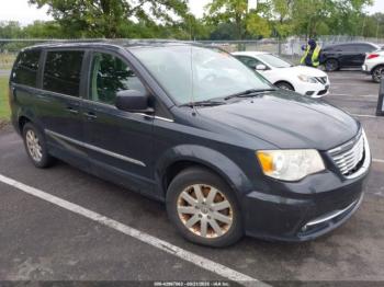  Salvage Chrysler Town & Country