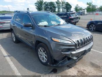  Salvage Jeep Cherokee