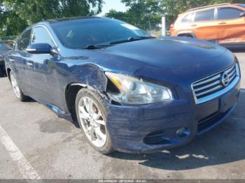  Salvage Nissan Maxima