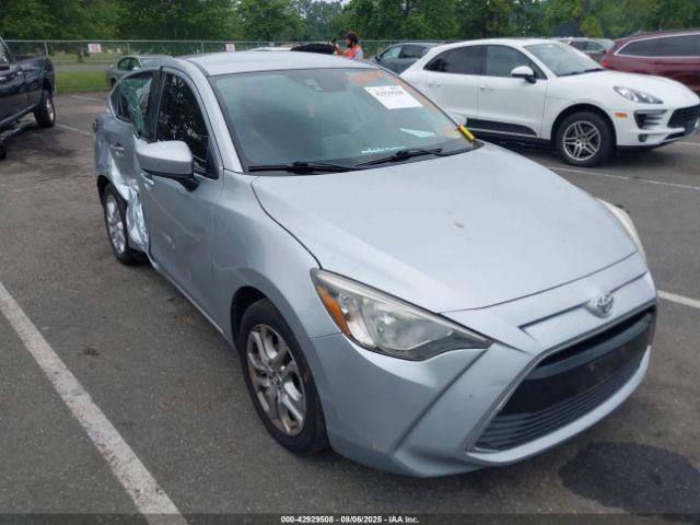  Salvage Toyota Yaris