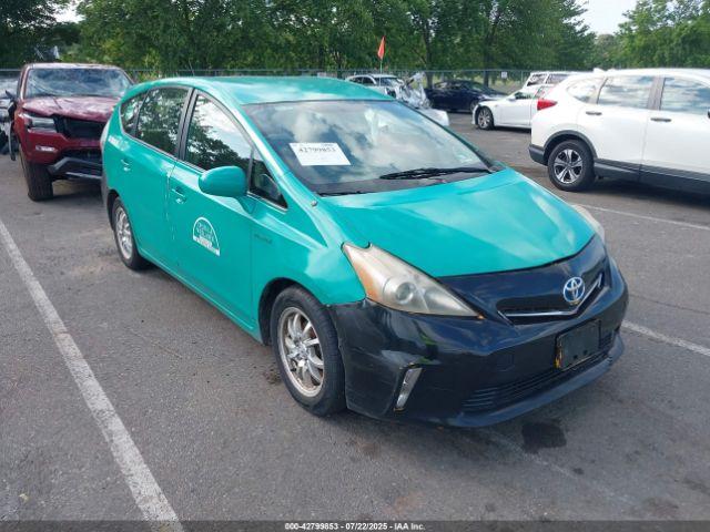 Salvage Toyota Prius v