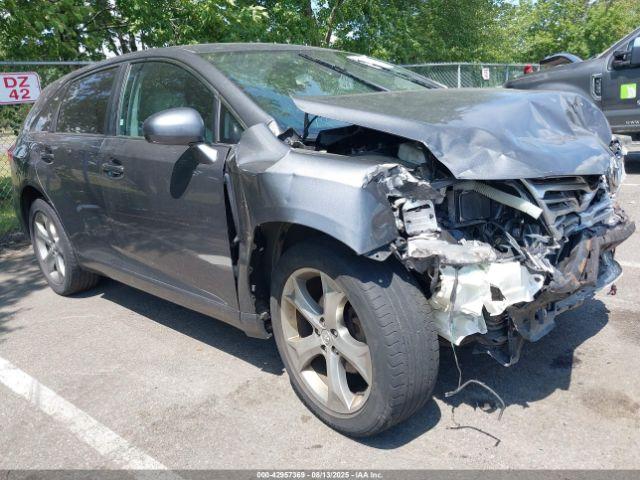  Salvage Toyota Venza